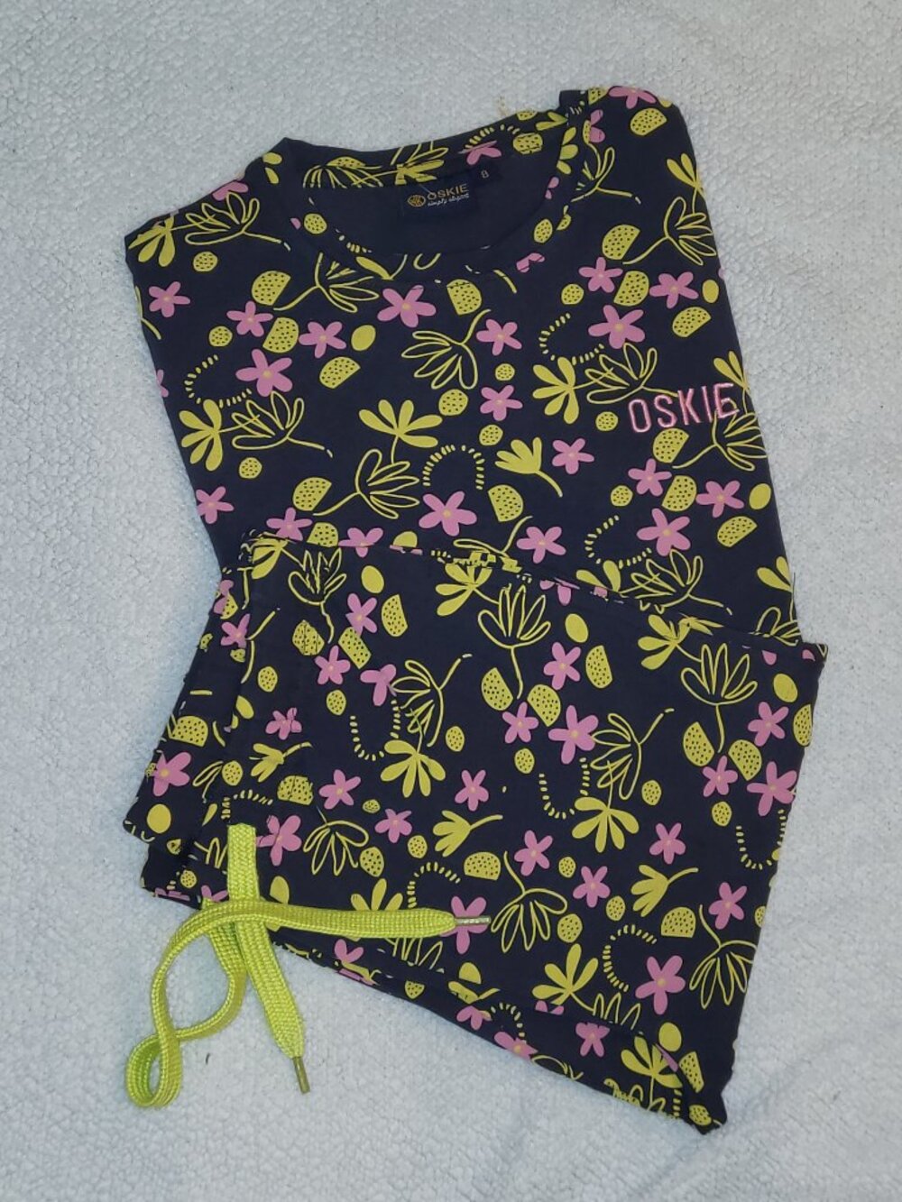 NWOT** Girl's Floral Lounge Set